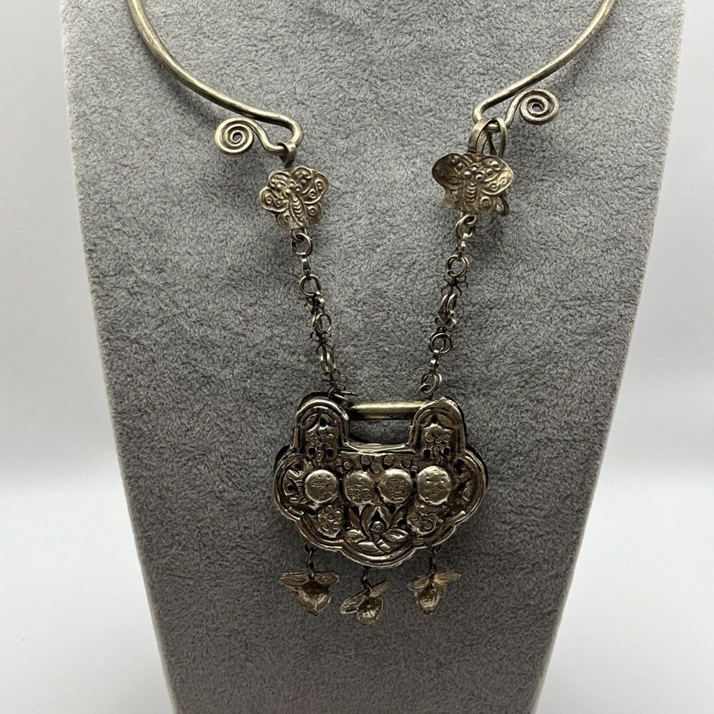 Vintage Fengshui Flower Butterfly Silvertone Longevity Lock Necklace Etched Ring